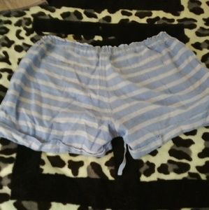Old Navy shorts size 4